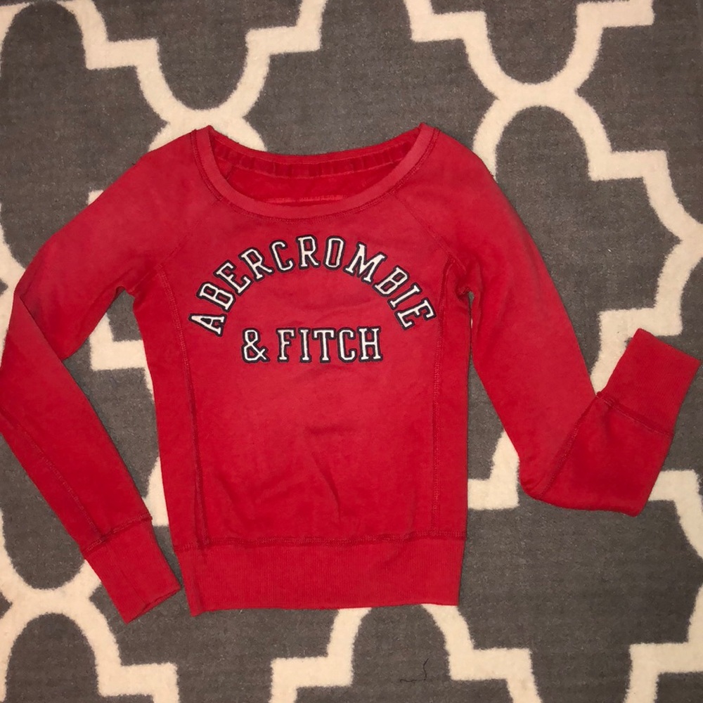 Pull over sweater